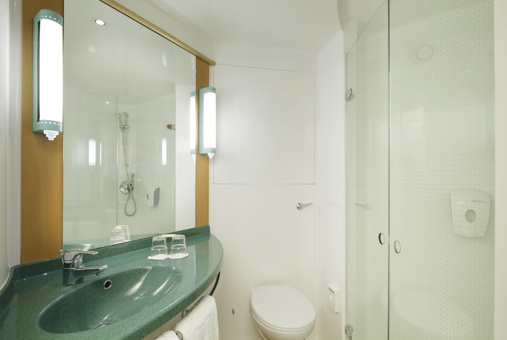 Hotel Ibis Barcelona Santa Coloma Santa Coloma de Gramanet Zewnętrze zdjęcie