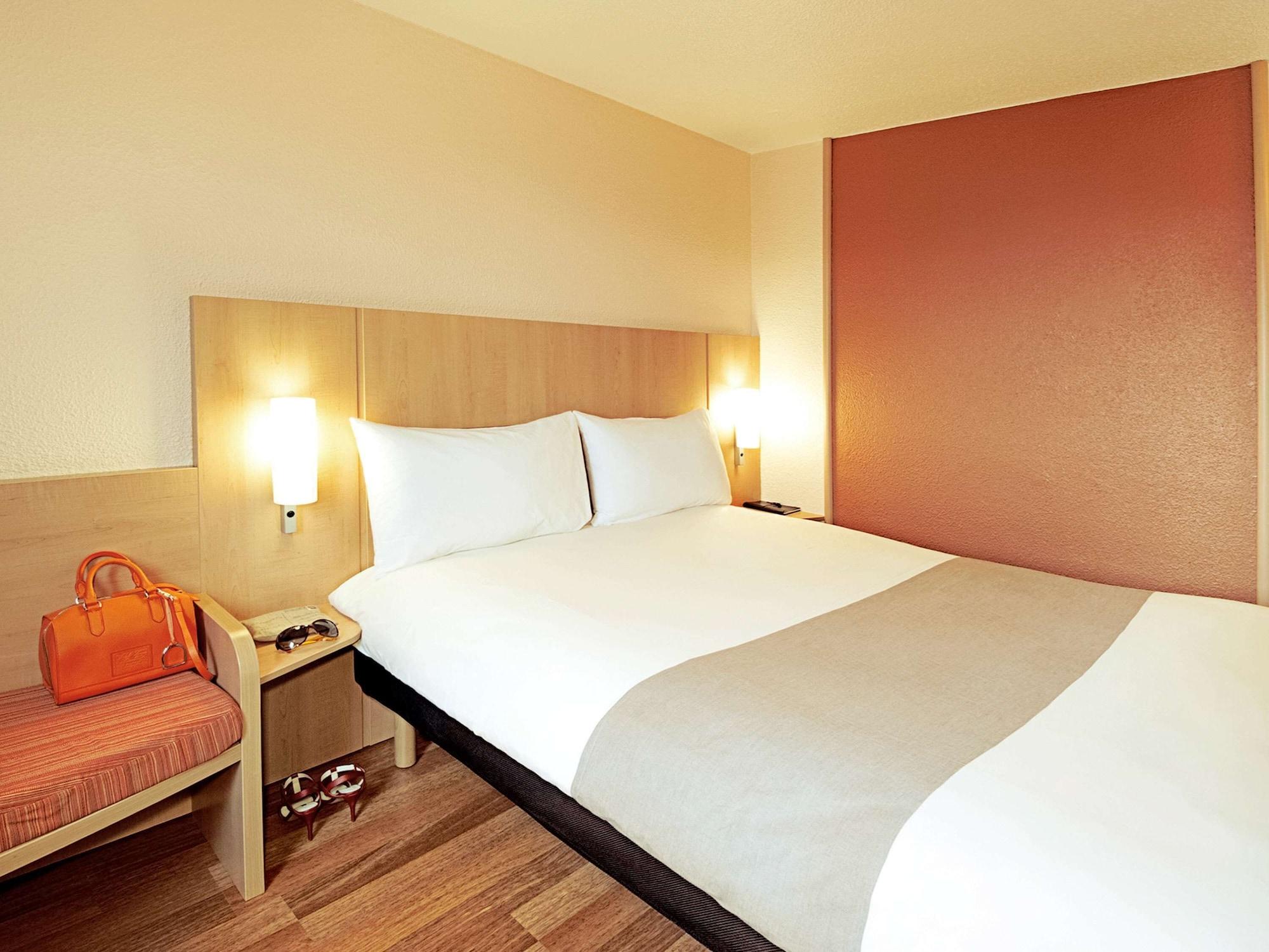 Hotel Ibis Barcelona Santa Coloma Santa Coloma de Gramanet Zewnętrze zdjęcie