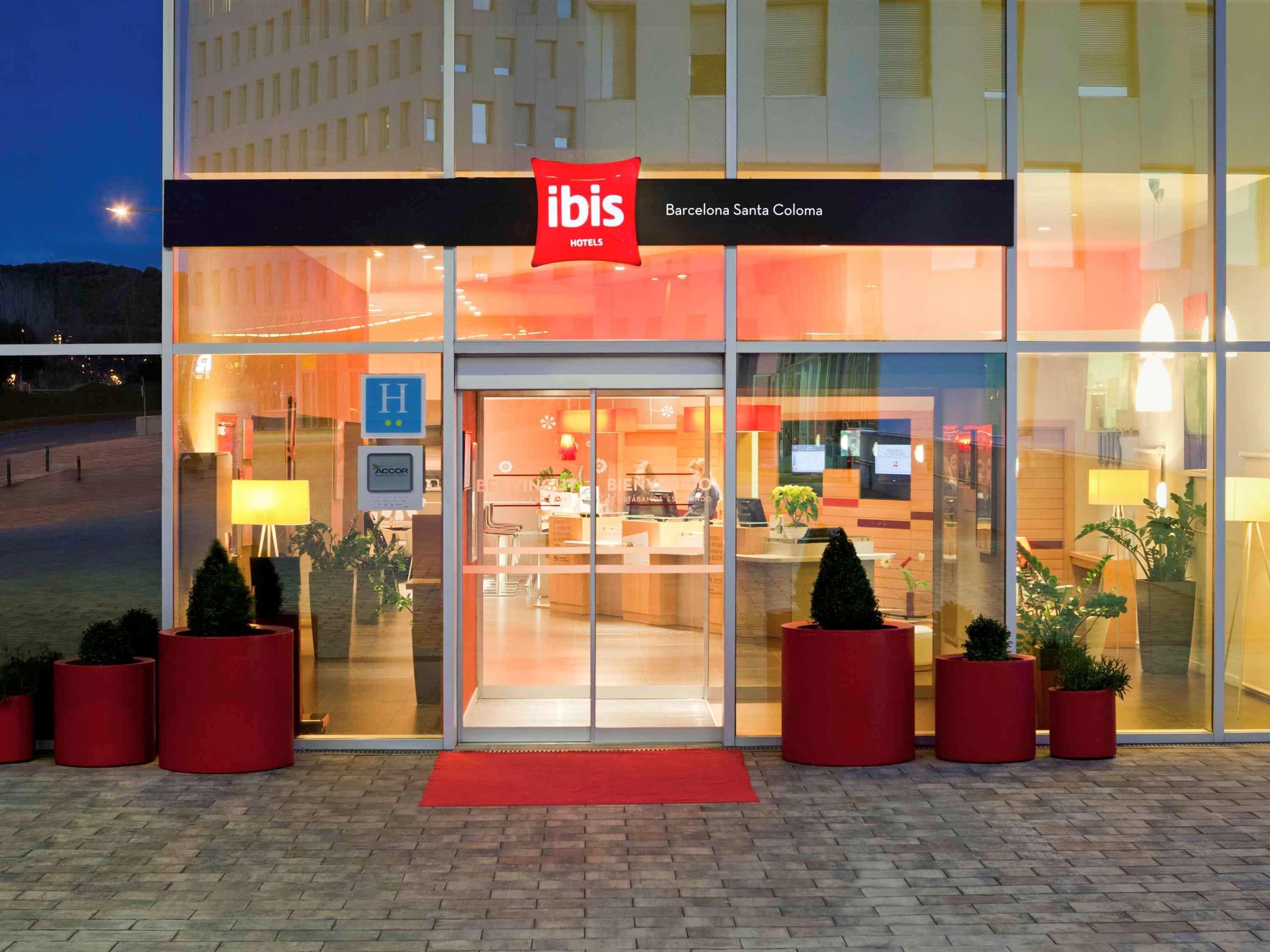 Hotel Ibis Barcelona Santa Coloma Santa Coloma de Gramanet Zewnętrze zdjęcie