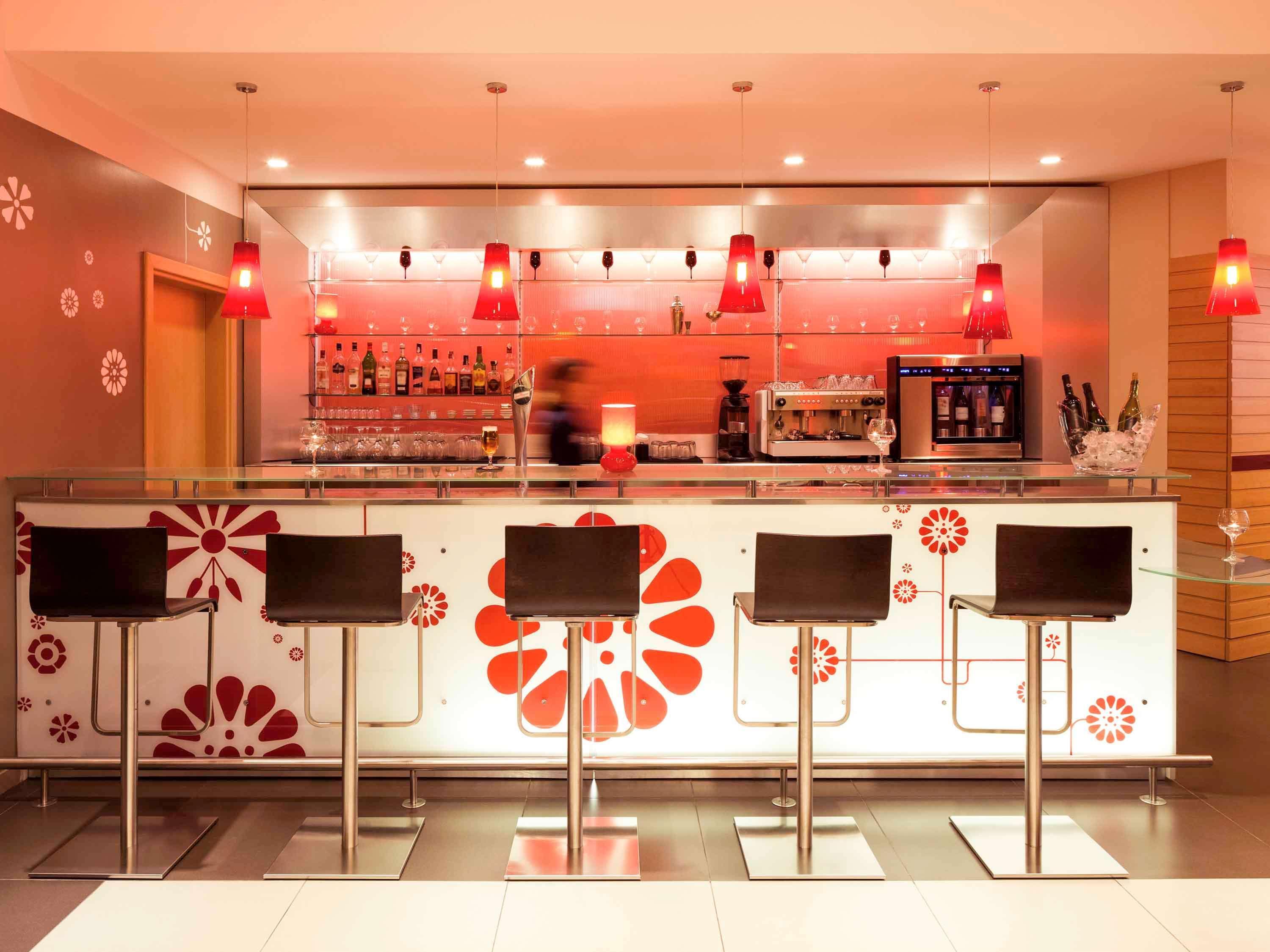 Hotel Ibis Barcelona Santa Coloma Santa Coloma de Gramanet Zewnętrze zdjęcie