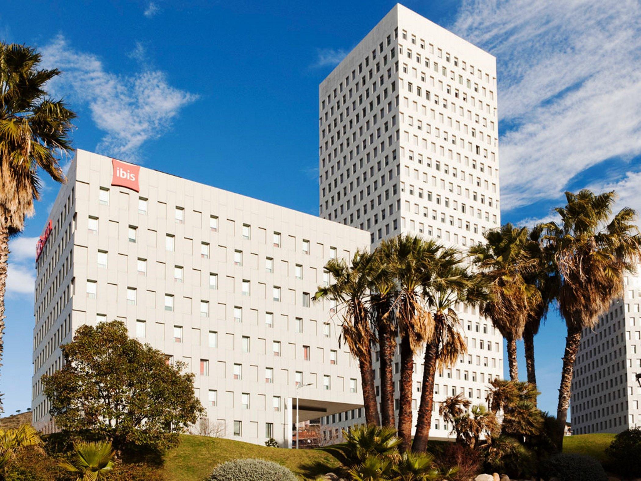 Hotel Ibis Barcelona Santa Coloma Santa Coloma de Gramanet Zewnętrze zdjęcie