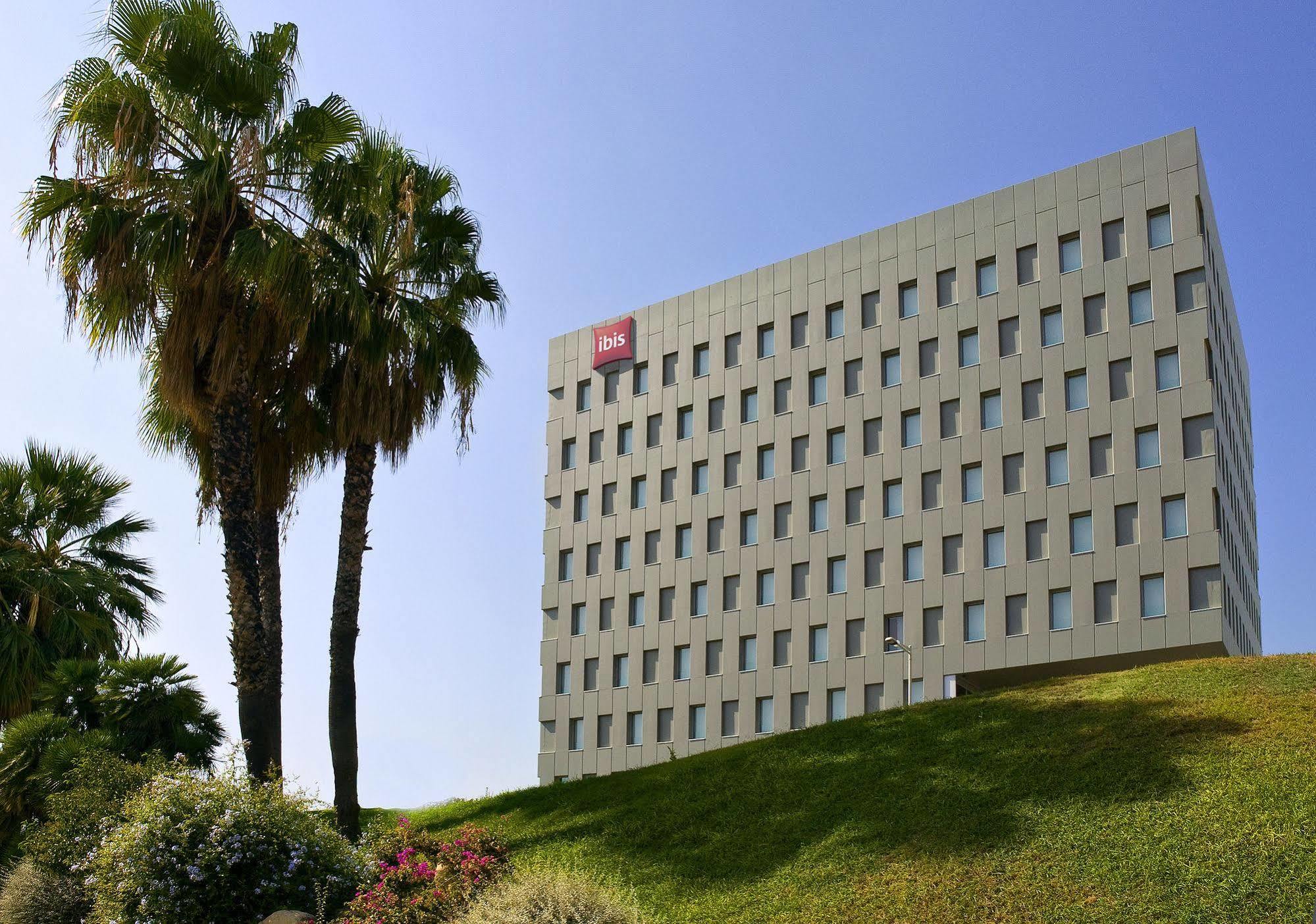Hotel Ibis Barcelona Santa Coloma Santa Coloma de Gramanet Zewnętrze zdjęcie